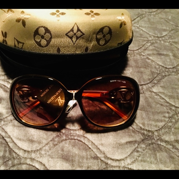 sunglasess main image 5